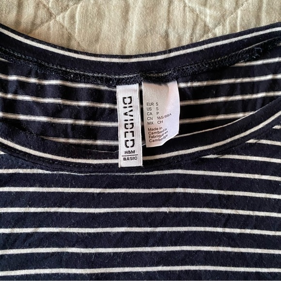 H&M Navy and white tshirt dress size small - Picture 4 of 7